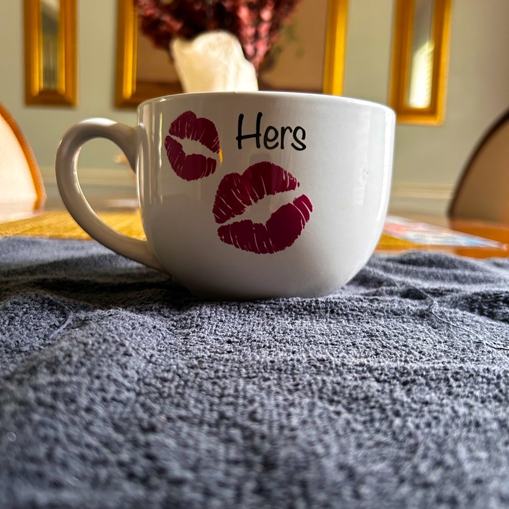 🧨Customized Beautiful Cute Coffee/Tea Mug. ((SEND OFFERS OVER $6‼️))🧨